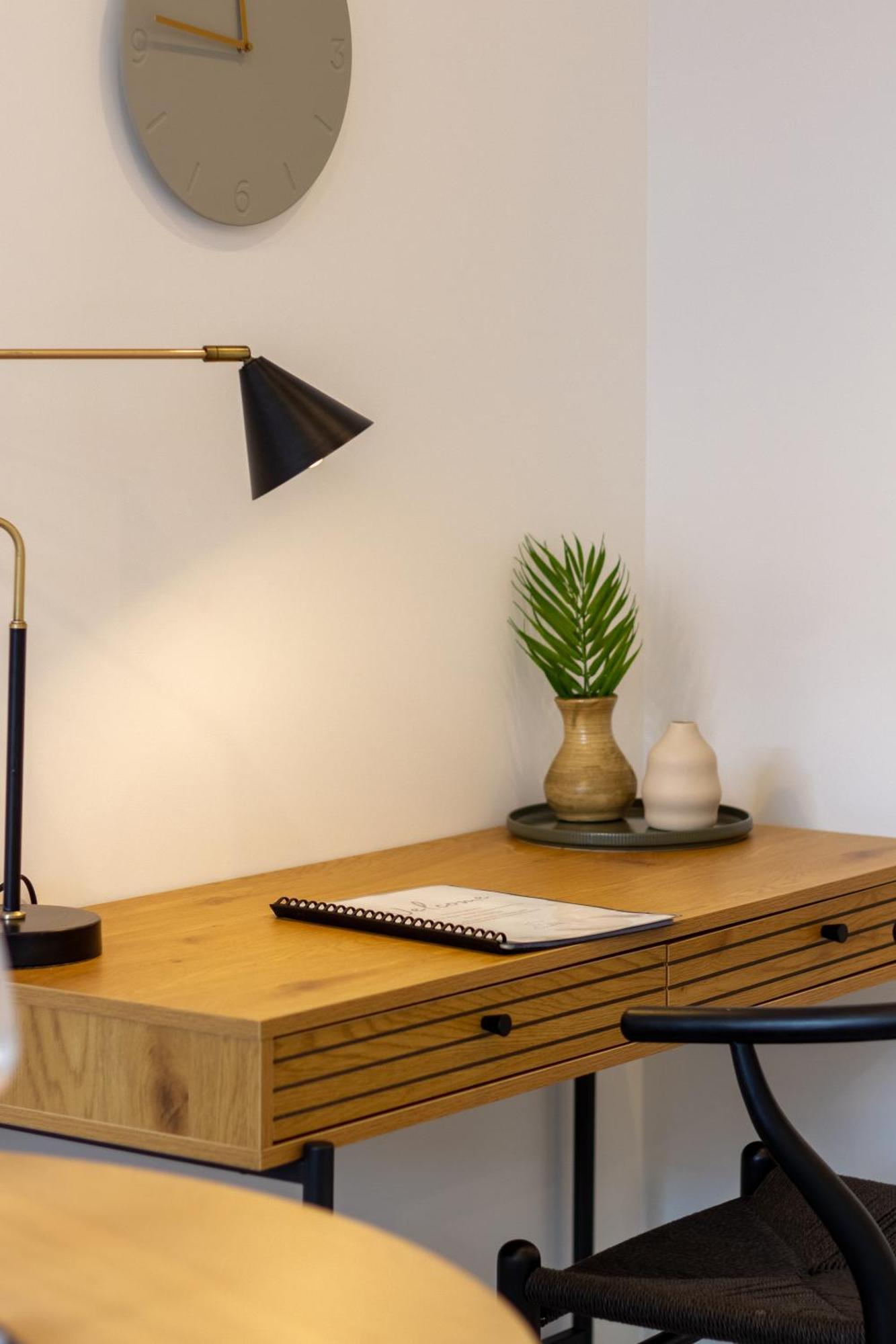 Single Level Studio, Cbd Escape: King Bed Christchurch Eksteriør bilde